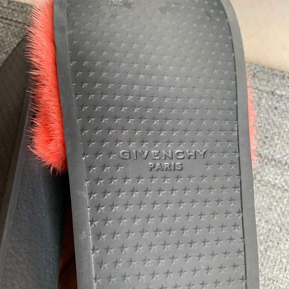 givenchy slides 9 - Picture 5 of 9